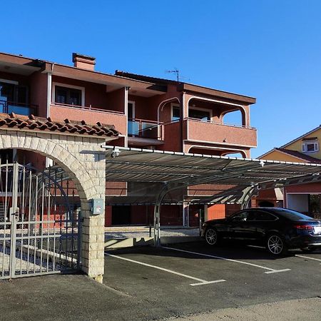 Apartments Marla بوريتش المظهر الخارجي الصورة